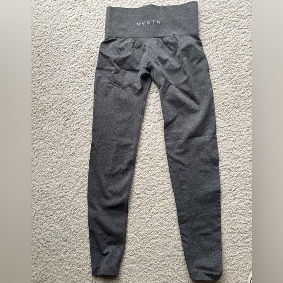 NVGTN Dark Grey Speckled Contour Seamless Leggings - Picture 3 of 3